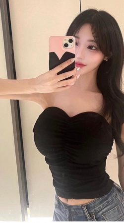 Experience Passion and Elegance with Juliana Star Tonight